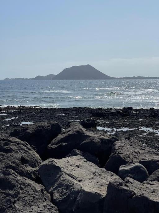 Apartamento Oceano Azul Luminoso 50 Metros Del Mar En Centro Corralejo Exterior foto